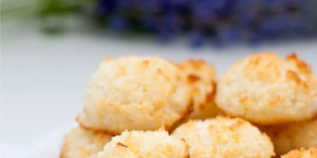 Light συνταγή: Μπισκότα χωρίς ζάχαρη, χωρίς αλεύρι, χωρίς ψήσιμο (με αμύγδαλα, ταχίνι και ηλιόσπορο)!