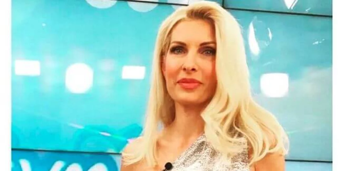 Ελένη Μενεγάκη: Βρήκαμε τι φόρεσε σήμερα στην εκπομπή της