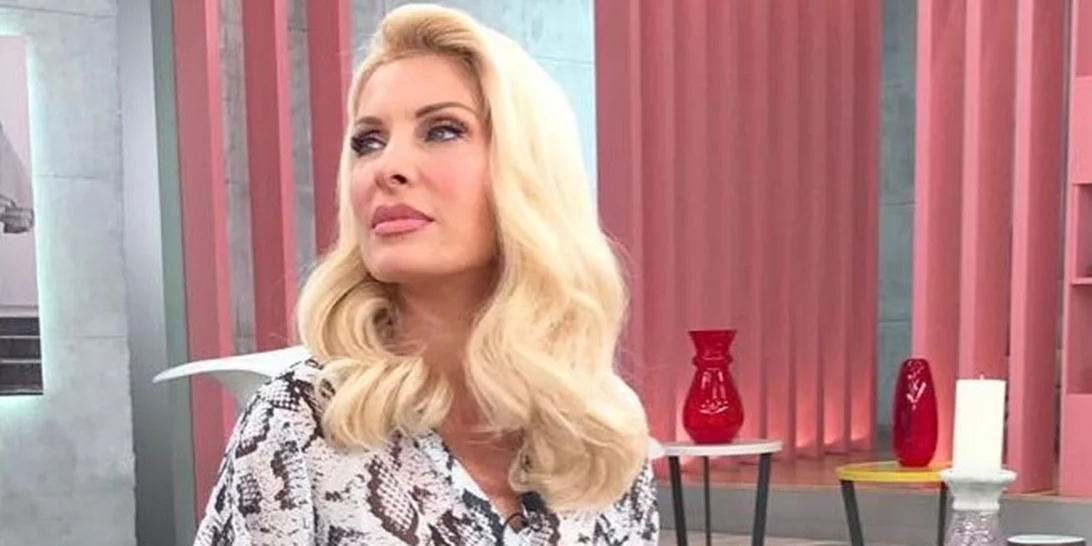 Ελένη Μενεγάκη: Βρήκαμε τι φόρεσε σήμερα στην εκπομπή της