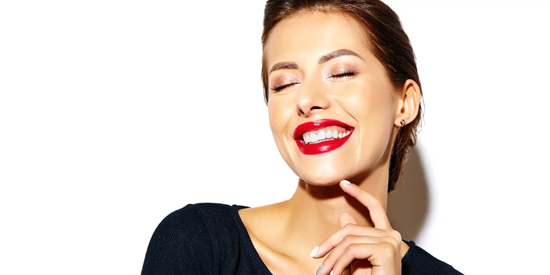 Θέλεις πιο λευκά δόντια; Ήρθε η ώρα να το πετύχεις!