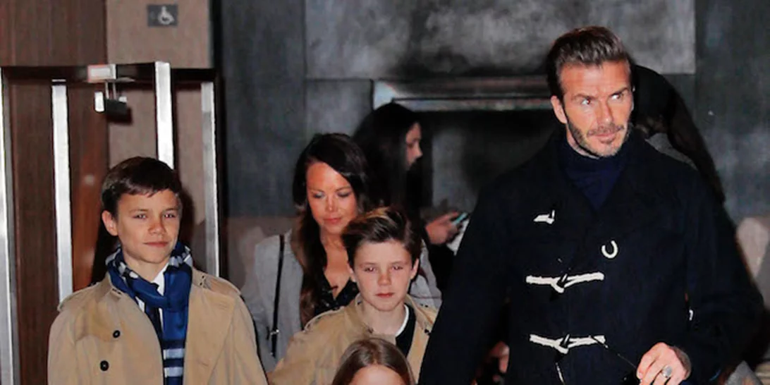 Victoria Beckham: Ολόκληρη η οικογένεια έδωσε το παρών στο τελευταίο της fashion show