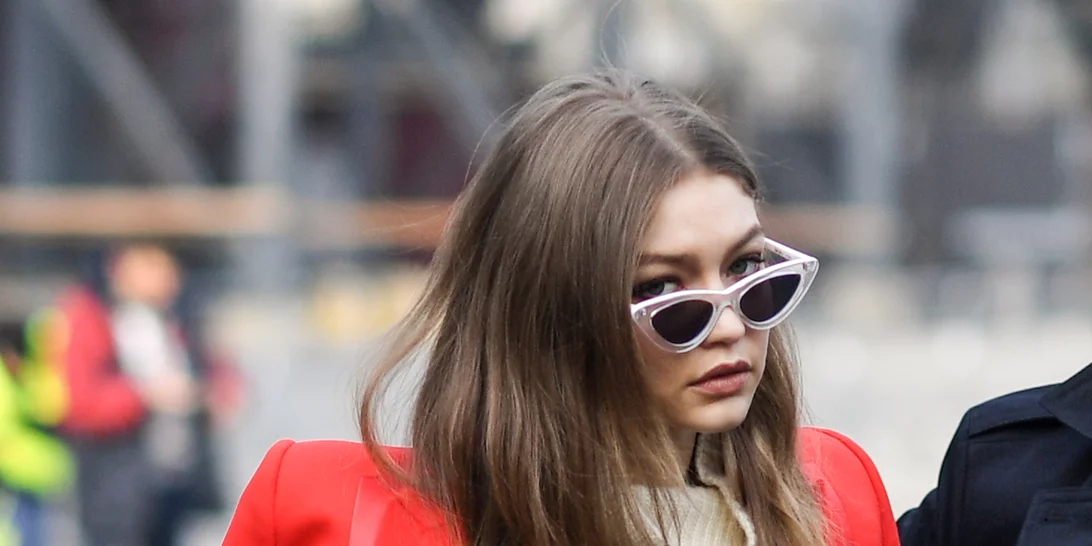 Γυναικείο κοστούμι: Φόρα το όπως η Gigi Hadid