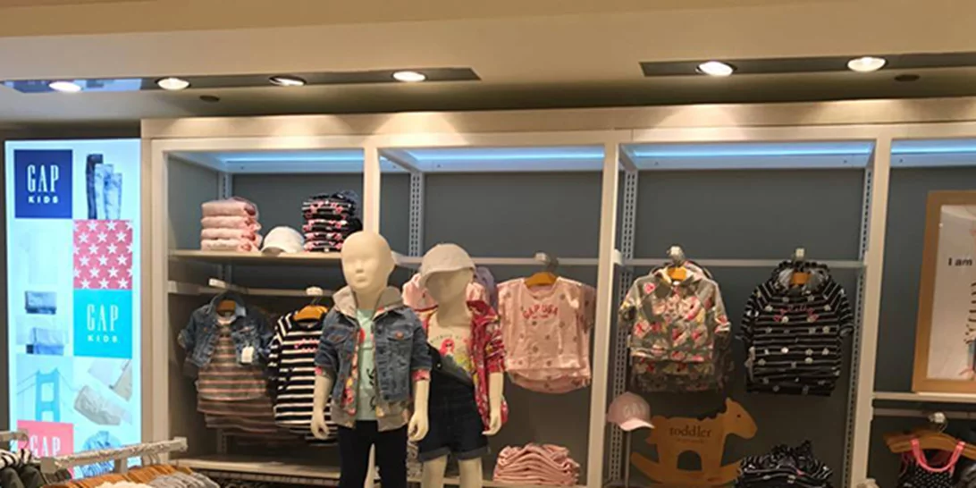 attica: Καλωσόρισε τα σημεία πώλησης Gap σε Αθήνα και Θεσσαλονίκη!