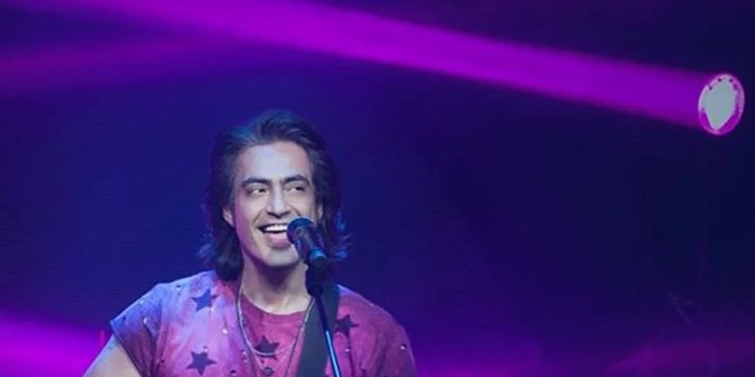 Διονύσης Σχοινάς: Η απίστευτη ομοιότητα με τον γιο του