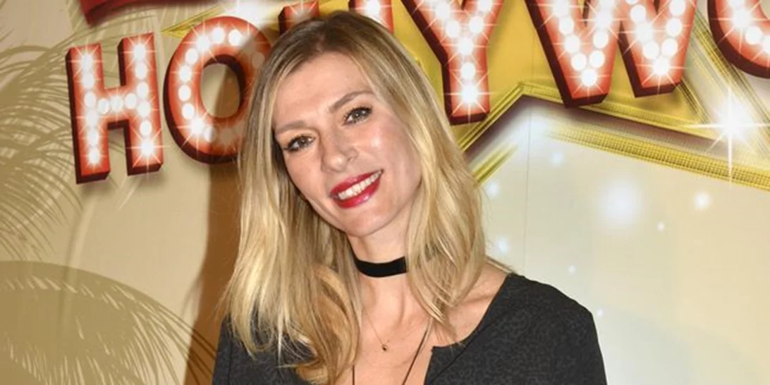 Ζέτα Δούκα | Ποζάρει με μαγιό και ψηλοτάκουνα