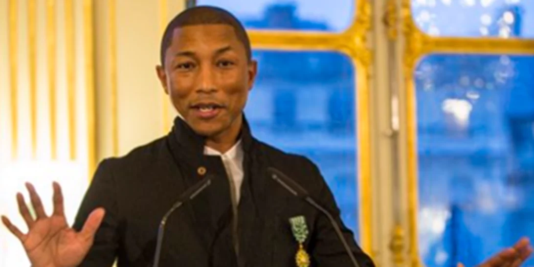 Pharrel Williams: Το τιμητικό παράσημο που πήρε στη Γαλλία