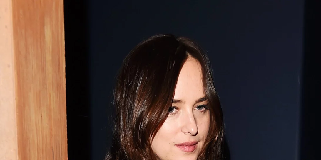 Dakota Johnson: Το... αλλόκοτο ντύσιμο της που, όμως, λατρέψαμε!