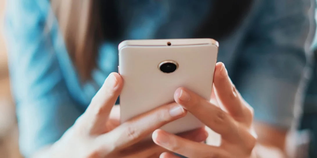 470 ευρώ χρειάζεσαι για να βρεις τον έρωτα της ζωής σου στο Tinder