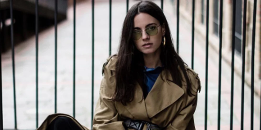 Το ανοιξιάτικο πανωφόρι που φόρεσαν όλα τα it-girls στις Εβδομάδες Μόδας