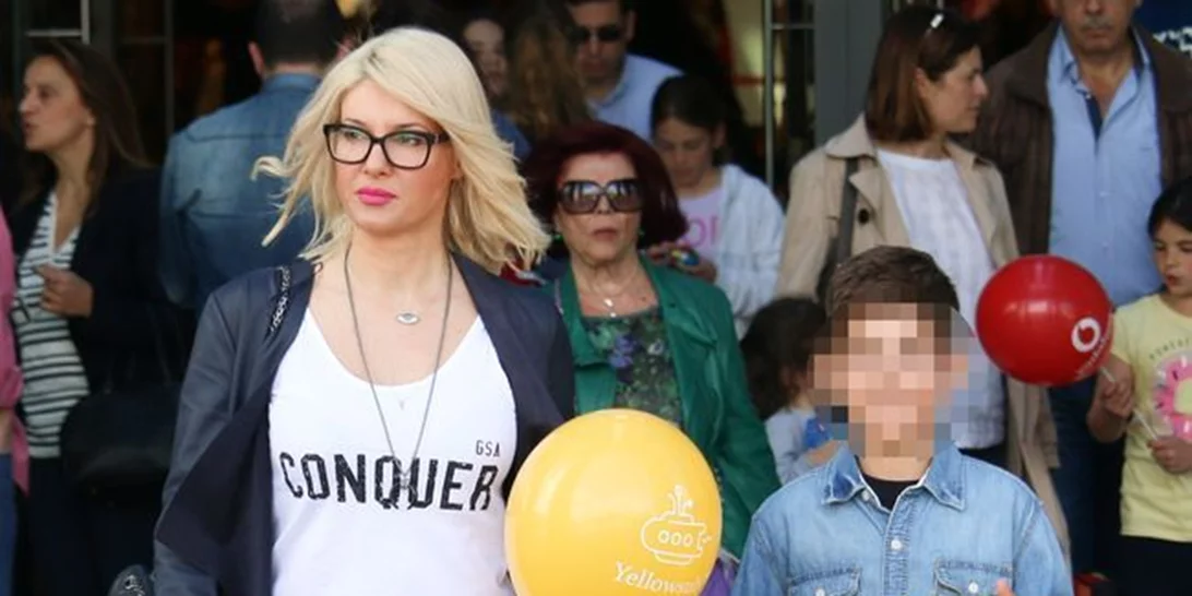 Εύη Φραγκάκη: Για ψώνια με τον γιο της