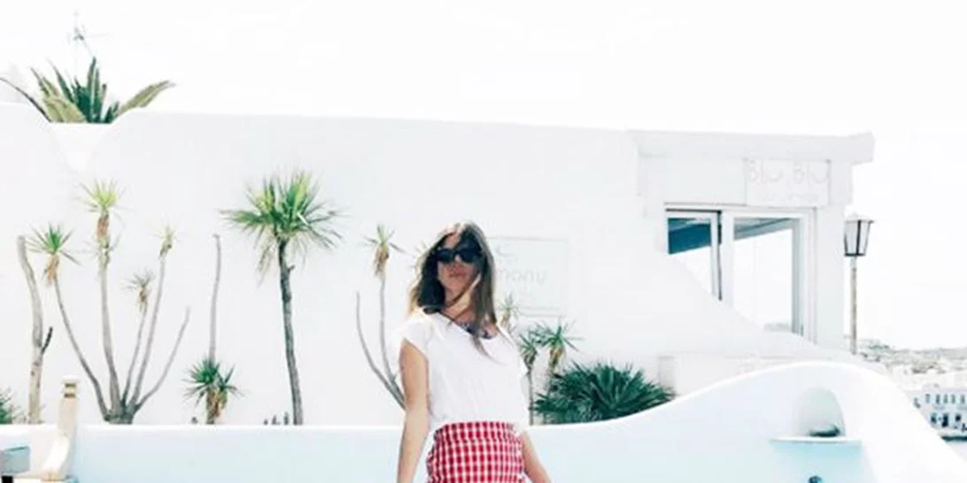 Βρήκαμε τη φούστα που λατρεύουν τώρα τα it-girls και κοστίζει μόλις 26€!