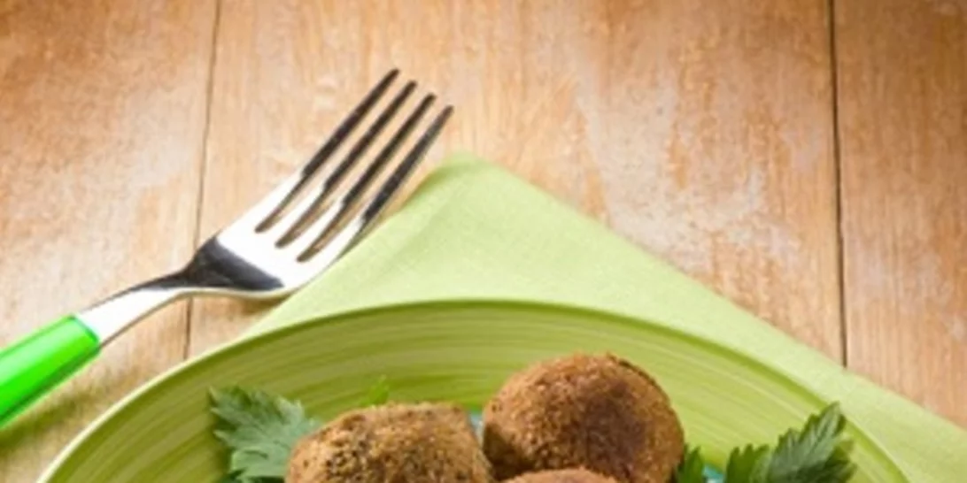 Νηστίσιμοι κεφτέδες με φακές από την Αργυρώ