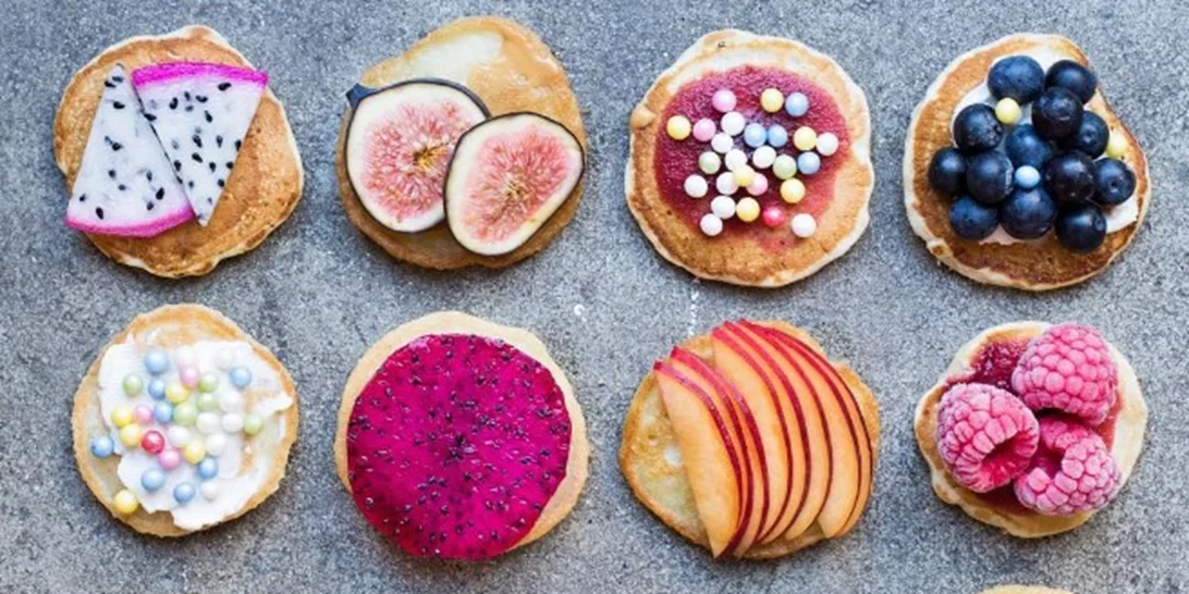 Υγιεινά πάνκεικς με βρόμη και μπανάνα σε 4 εύκολες συνταγές χωρίς αλεύρι