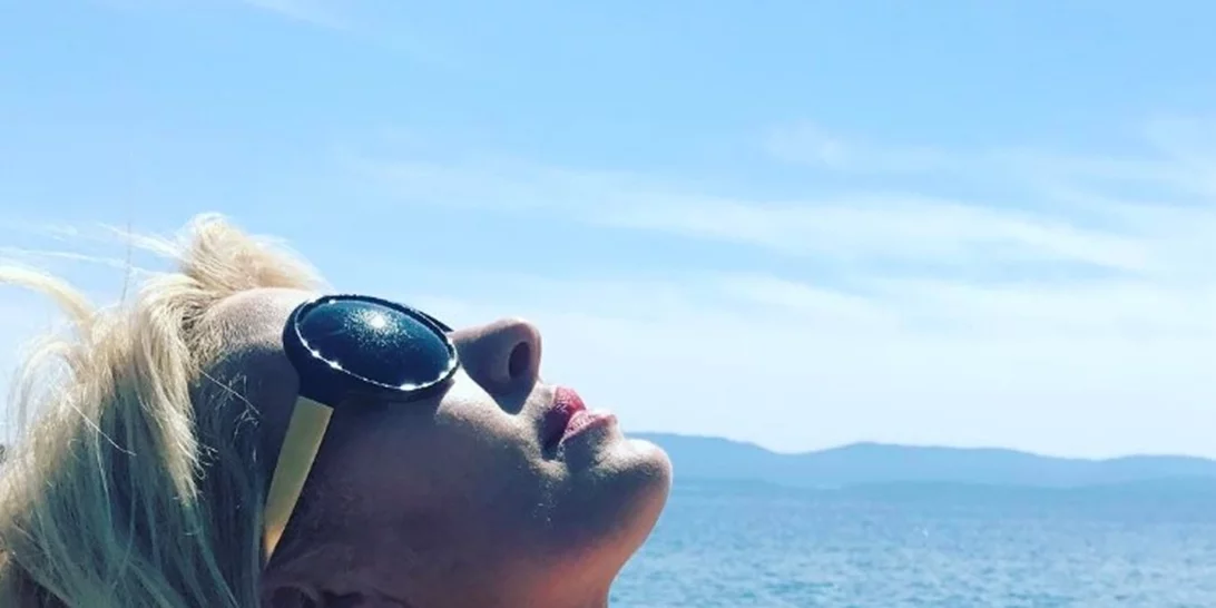 Οι stars ξεκίνησαν τα μπάνια: Οι πρώτες φωτογραφίες τους με μαγιό