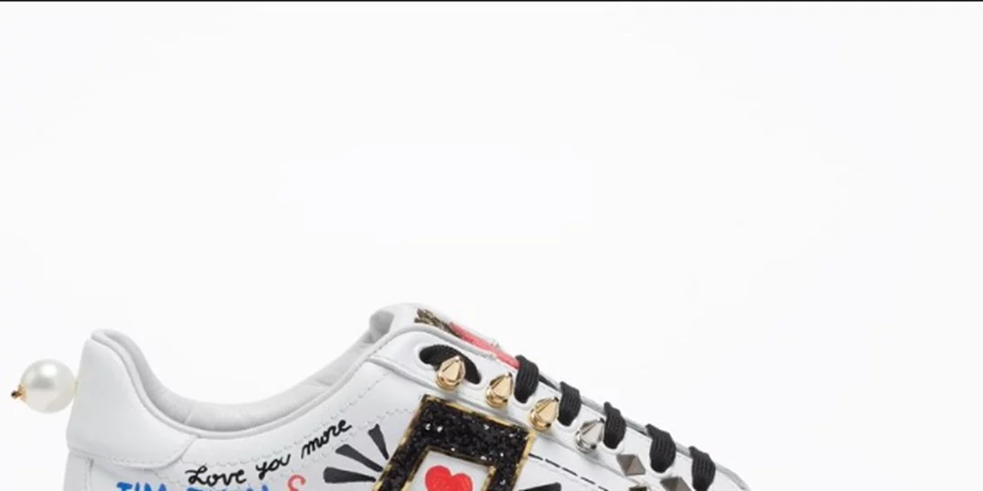 Αυτό το παπούτσι D&G προκάλεσε σωρεία αντιδράσεων στα social media