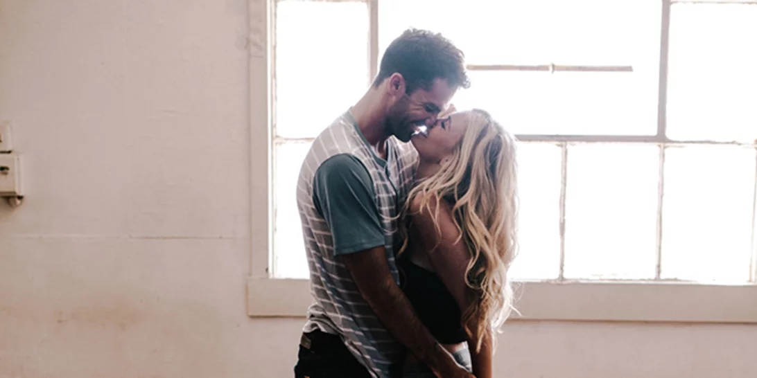 Λες τα μυστικά σου μετά το σεξ; Η επιστήμη εξηγεί το γιατί