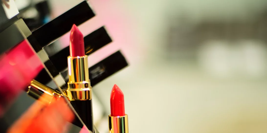 Βρήκαμε πού θα πας αν θες να κάνεις ατελείωτο beauty shopping!