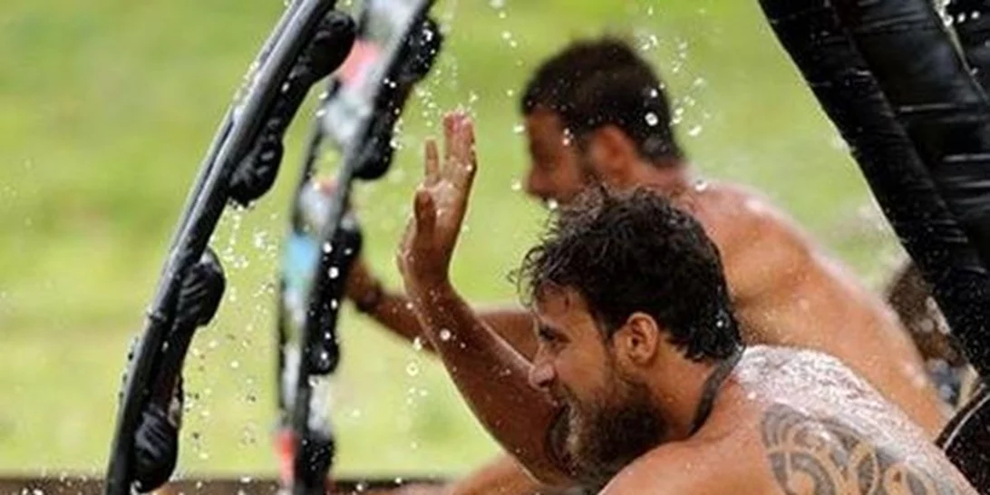 Survivor: Τα πρώτα προβλήματα της συμβίωσης & οι ζήλιες των «Διάσημων»