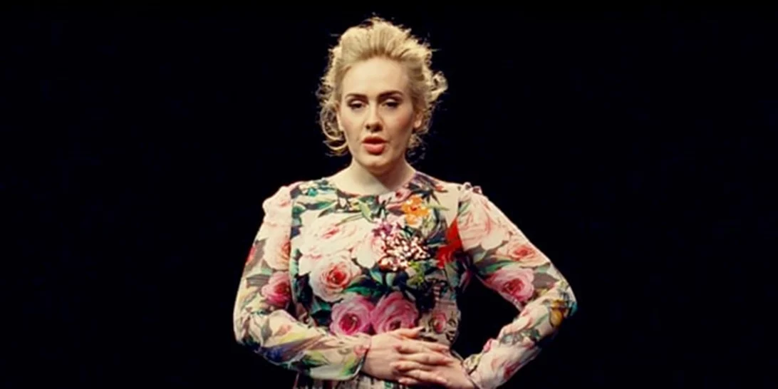 Mετά την Irina τώρα και η Adele δείχνει στα καλύτερά της μετά τον χωρισμό της