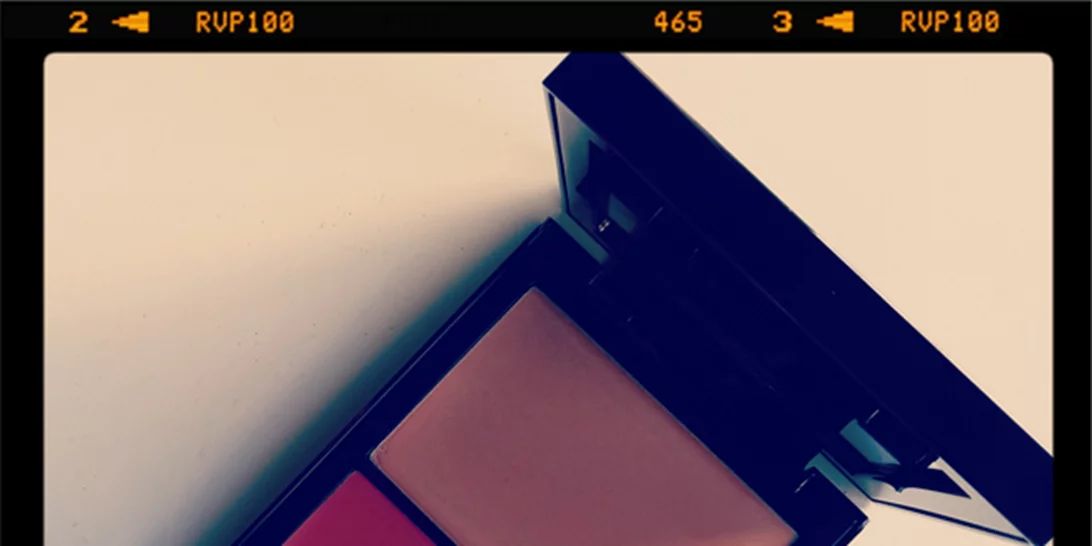 Ρουζ & Bronze πούδρα: Όσα θες να ξέρεις για τα προϊόντα που αγαπάει η επιδερμίδα σου