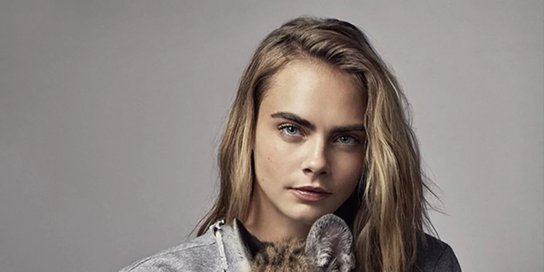 Cara Delevingne: Φωτογραφίζεται με ένα μικρό πούμα για τη νέα της καμπάνια