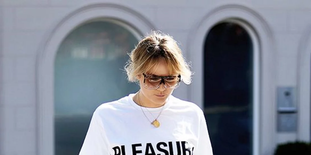 5 tips για να φορέσεις το παντελόνι- καμπάνα με στυλ