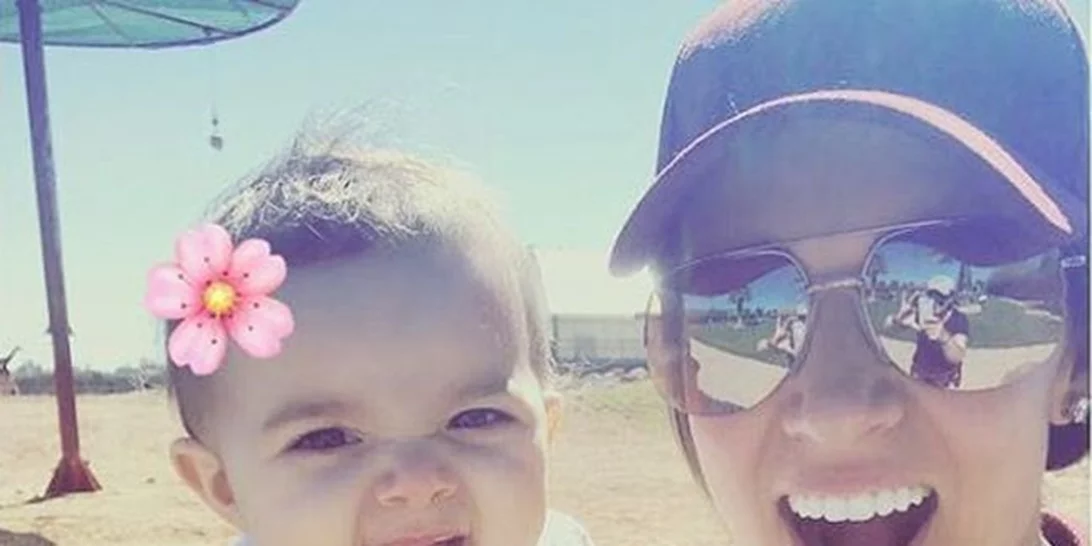 Καλομοίρα: Η κόρη της είπε την πρώτη της λέξη (video)