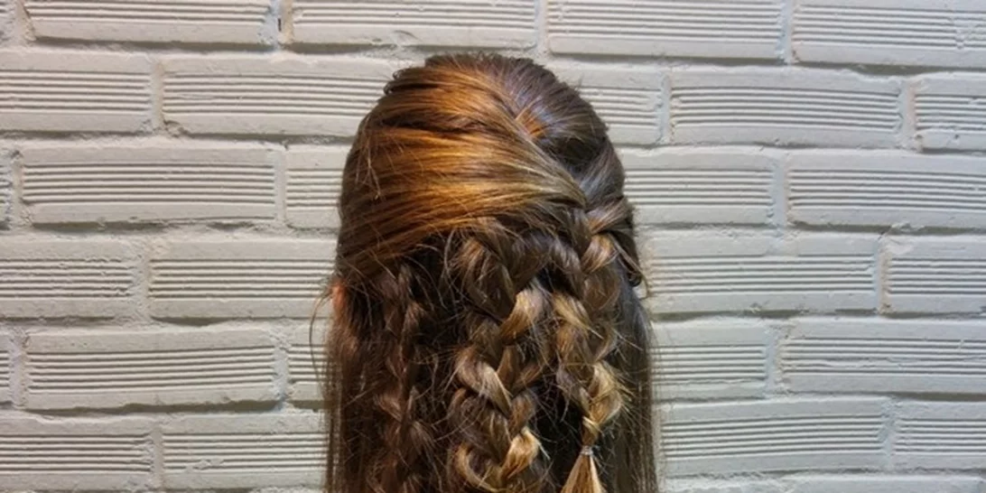Οι MissBloomers φωτογραφίζουν τα easy hair looks τους!