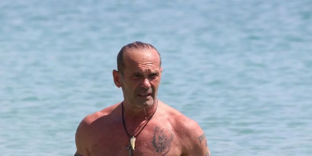 Πέτρος Κωστόπουλος: Έκλεψε τις εντυπώσεις για άλλη μια φορά με την άψογη φόρμα του