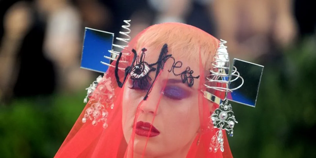 Met Gala 2017: Δες εδώ ΟΛΑ τα beauty looks (καλά και αδιάφορα) που είδαμε στο κόκκινο χαλί