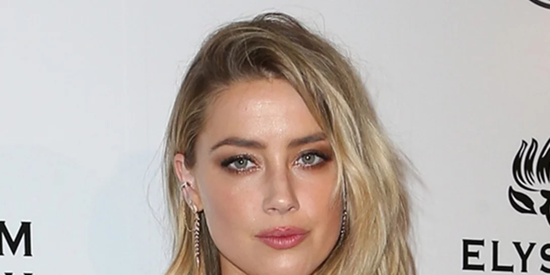 Amber Heard: Για πρώτη φορά με κόκκινα μαλλιά!