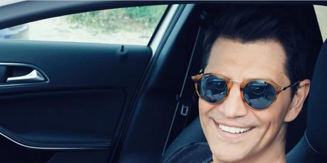 Σάκης Ρουβάς: Οι πρώτες του βουτιές στον Άγιο Δομίνικο (vid)