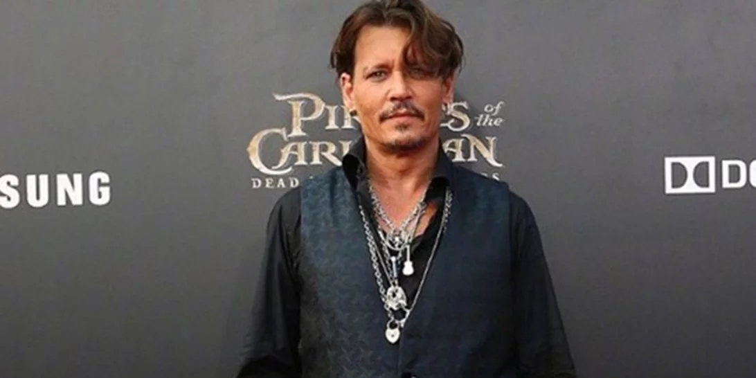 Johnny Depp: Στην πρεμιέρα της νέας του ταινίας με τον Orlando Bloom