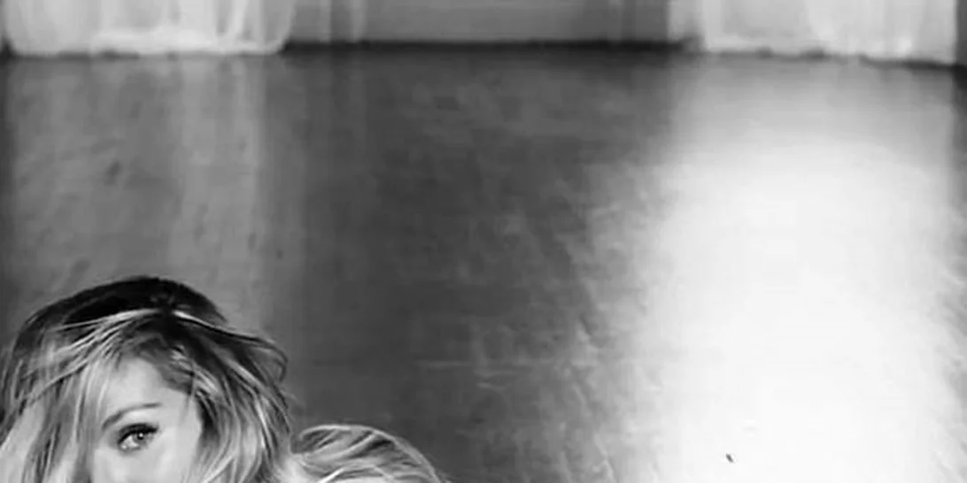 Candice Swanepoel: Επιστροφή στη Victoria's Secret, 8 μήνες μετά τη γέννα