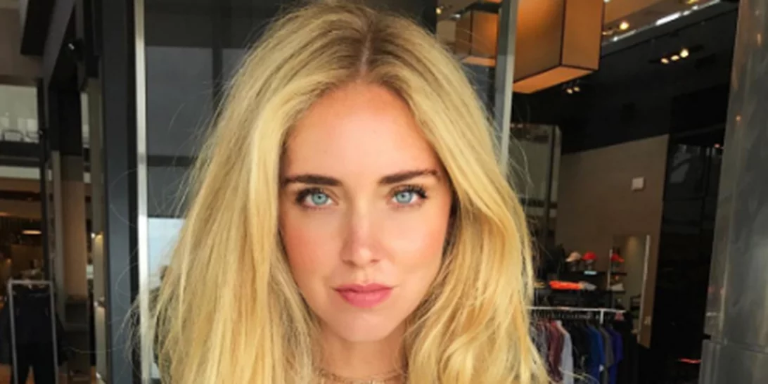 Chiara Ferragni: Το πανεύκολο look που επιλέγει όποτε ταξιδεύει