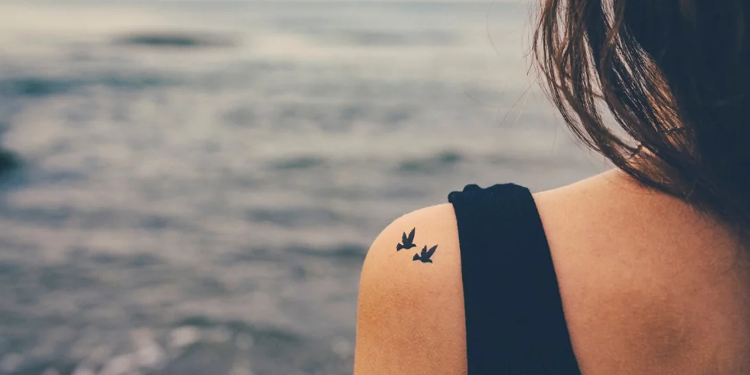 12+1 ιδέες για όμορφα μικρά τατουάζ