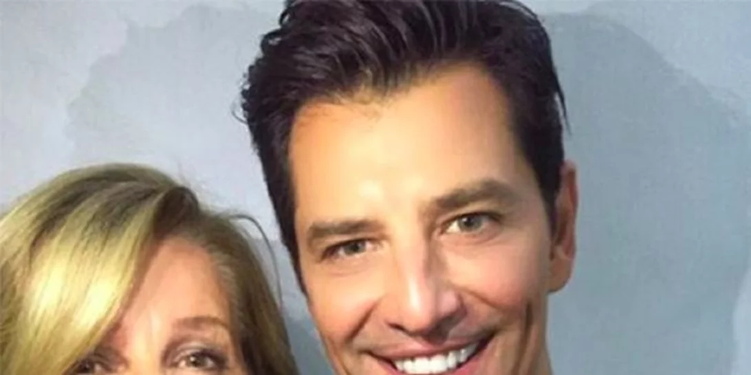 Σάκης Ρουβάς: Εύχεται στην μητέρα του με μια σπάνια φωτογραφία τους