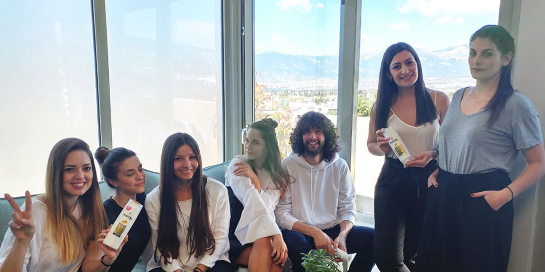 The Hair Blog Project by Pantene: Όσα έγιναν στην 1η δοκιμασία με θέμα το Half Updo!