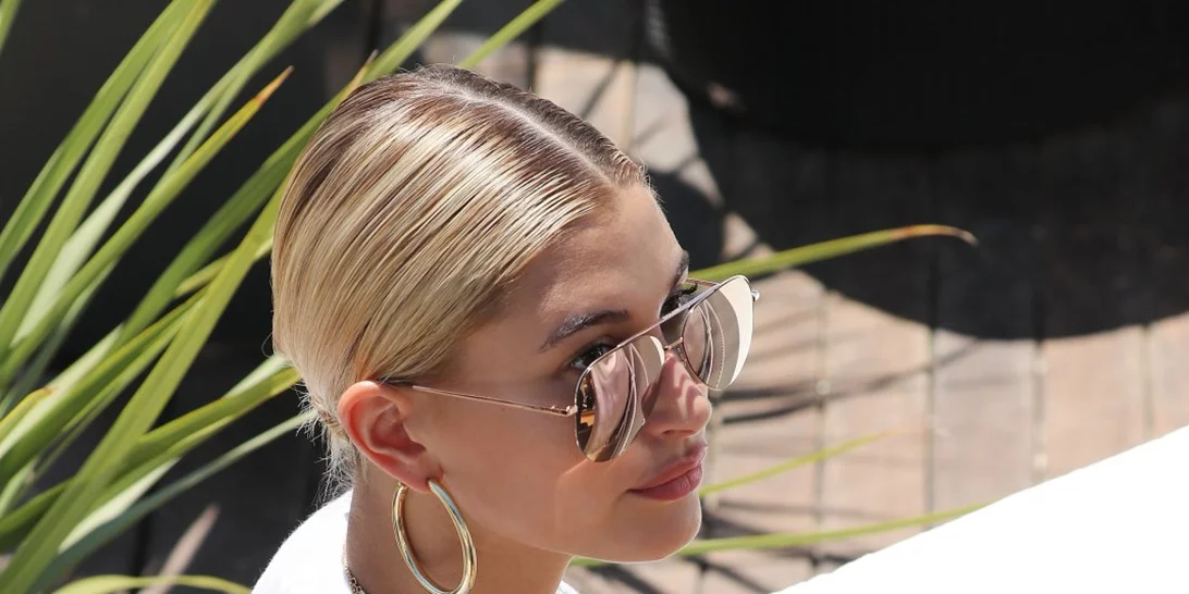 Καλεσμένη σε γάμο; Φόρα το κόκκινο φόρεμα έτσι!