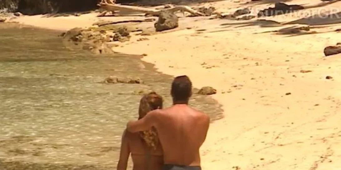 Ευρυδίκη Βαλαβάνη - Κωνσταντίνος Βασάλος: Η θερμή αγκαλιά και τα βλέμματα όλο νόημα