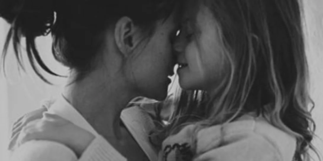 Γονιός σημαίνει να κλείνεσαι στο w.c για να μείνεις μόνος σου – και τόσα ακόμα