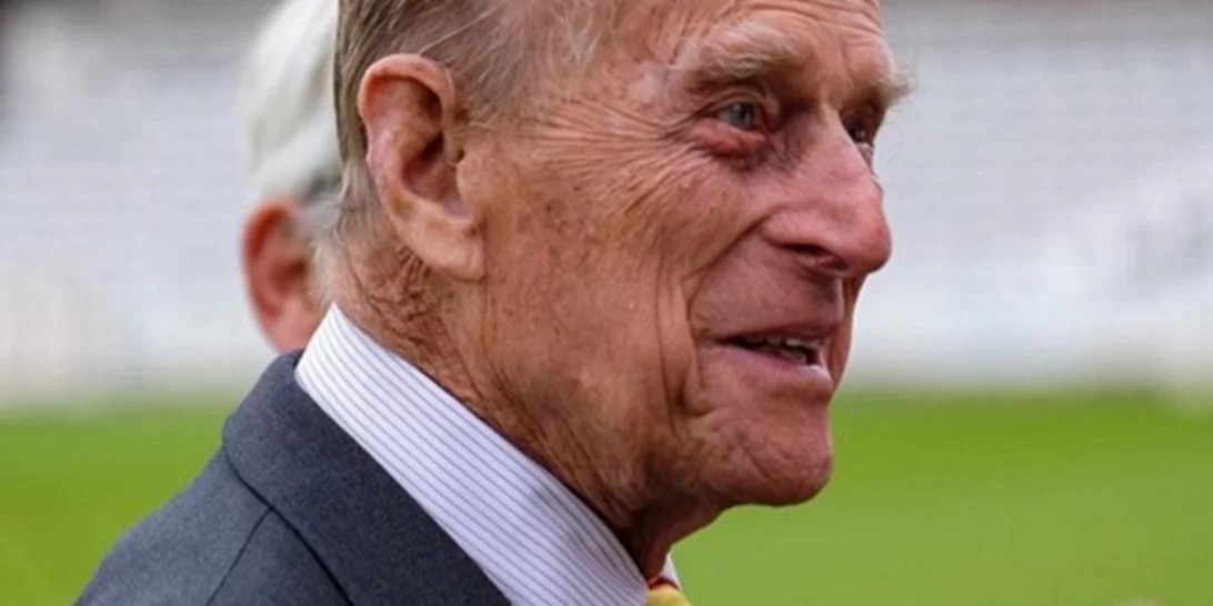 Πρίγκιπας Φίλιππος | Στο κάστρο του Γουίνδσορ η ιδιωτική κηδεία του - Μεσίστιες οι σημαίες στο Ηνωμένο Βασίλειο