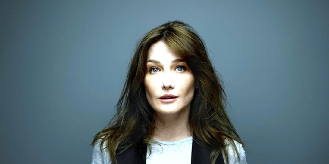 Carla Bruni: Yποστηρίζει την Melania Trump για τις γυμνές της φωτογραφίσεις