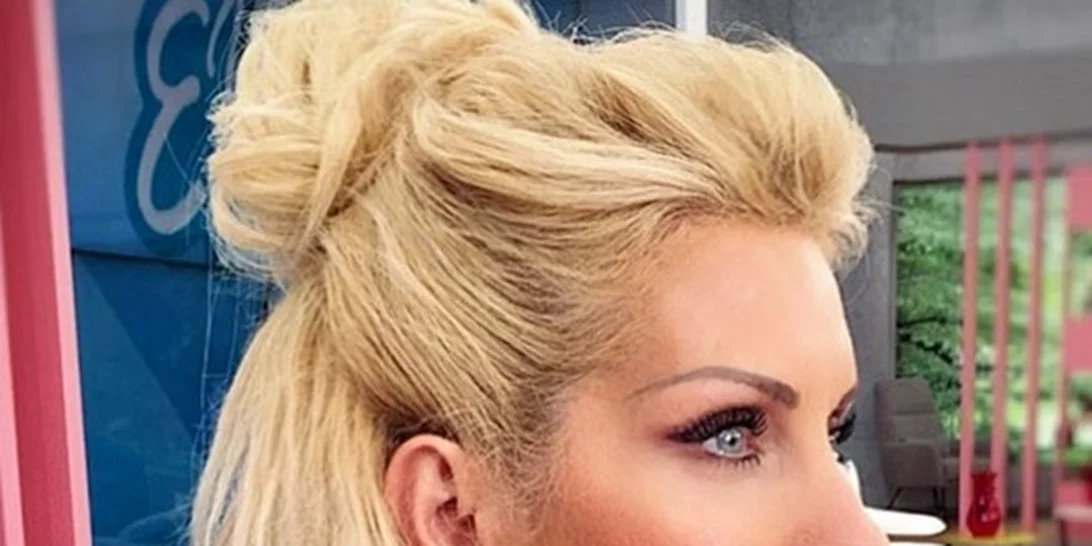 Ιδέες για εύκολα καλοκαιρινά χτενίσματα από τις διάσημες