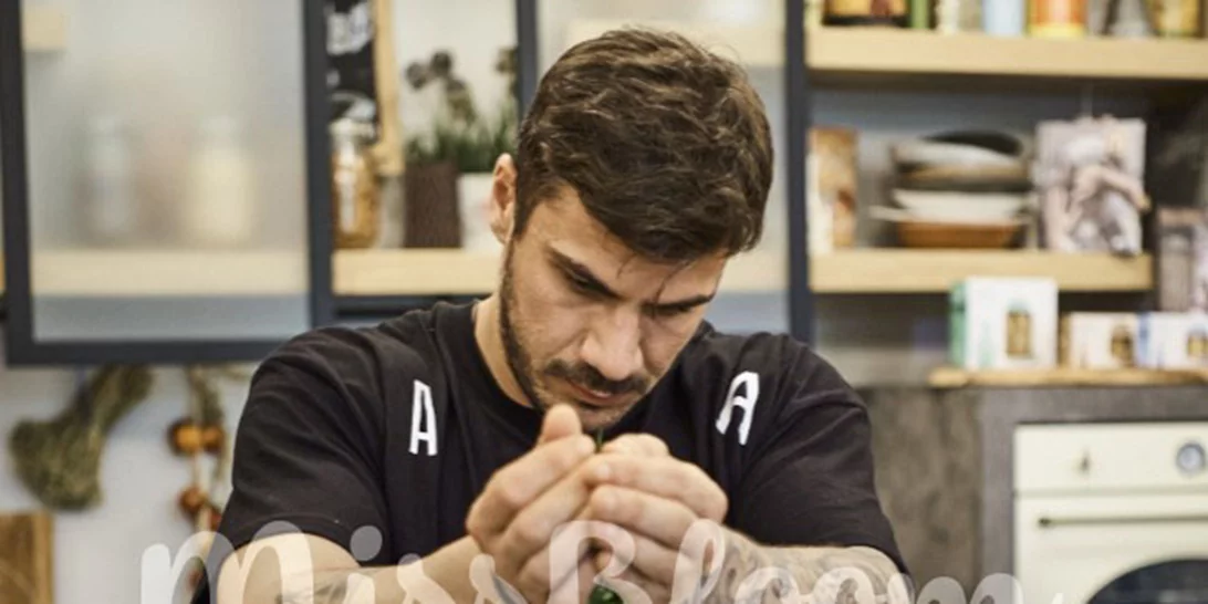 Άκης Πετρετζίκης: Ετοιμάζει το νέο του περιοδικό!