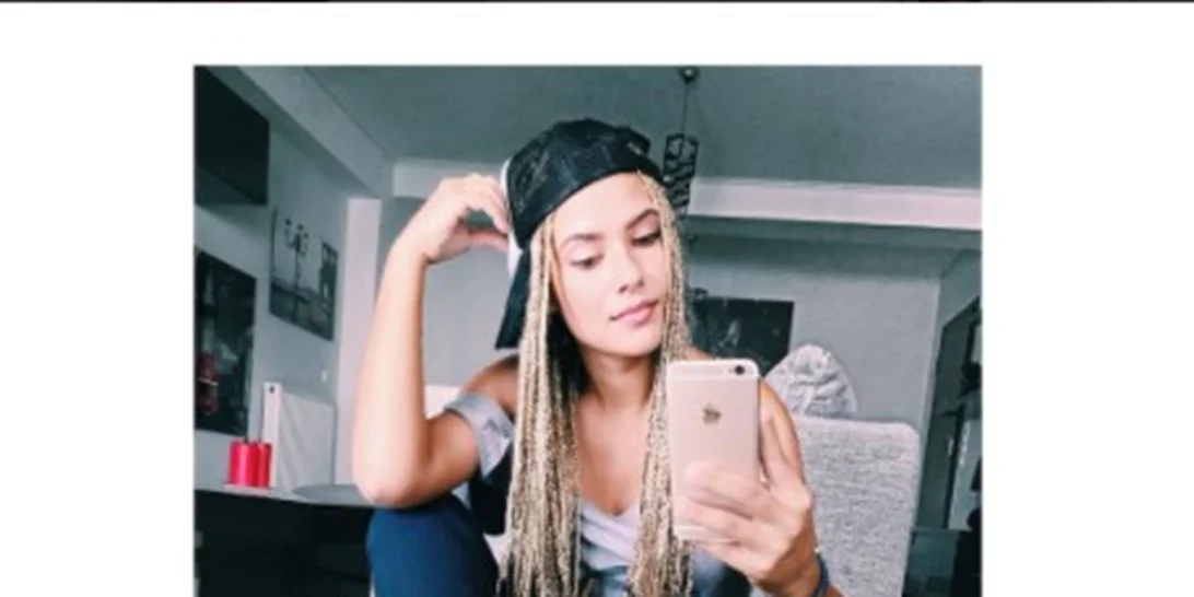 Λάουρα Νάργες: Έβγαλε τα ράστα και έκανε νέο piercing - Δες το νέο της look!