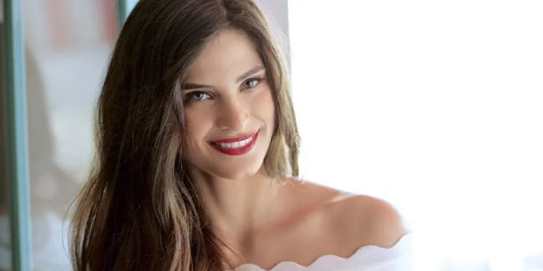 Χριστίνα Μπόμπα: Ποζάρει με μπικίνι κάνοντας γιόγκα