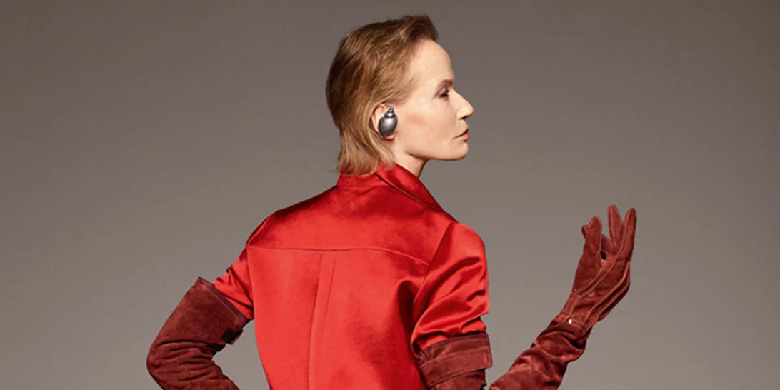 Verushka: Δες το 78χρονο μοντέλο στην νέα καμπάνια Acne Studios