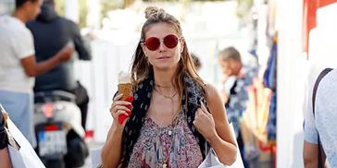 Heidi Klum: Στη Μύκονο με το σύντροφο της (βίντεο)