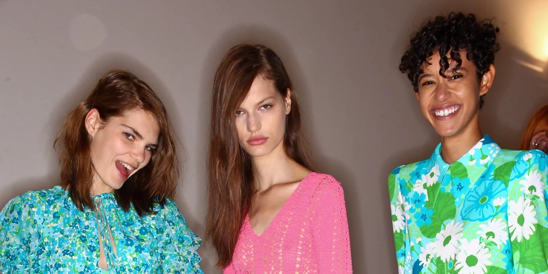 Κουμπάρα σε γάμο: 10 τέλεια looks από την πασαρέλα